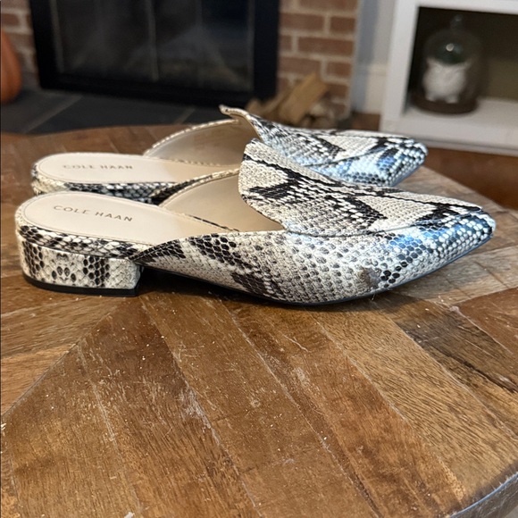 Cole Haan Piper Leather Snake Print Pointy Toe Mules 8.5 - Picture 7 of 11